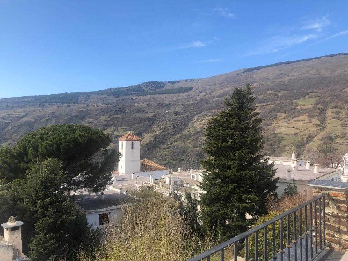 Hotel Rural Poqueira II Country house *